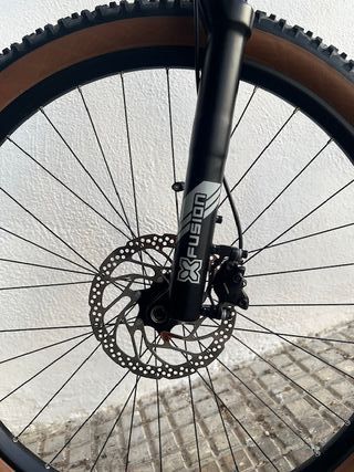 Bicicleta Eléctrica Cube Reaction Hybrid Pro 85 Nm