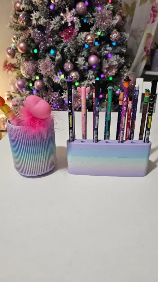 Set portapenne Legami: barattolo + espositore