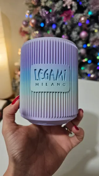 Set portapenne Legami: barattolo + espositore