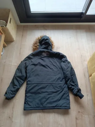 Abrigo Alpha Industries Negro Talla M