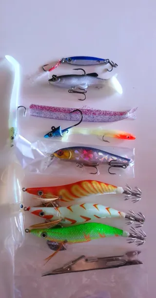 LOTE SEÑUELOS DE PESCA