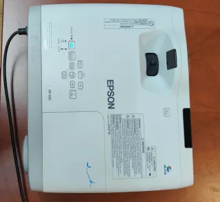 Proyector Epson EB-520 Corta Distancia