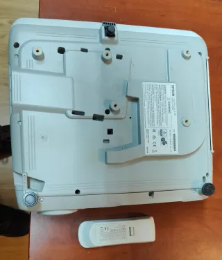 Proyector Epson EB-520 Corta Distancia