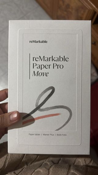 Remarkable Paper Pro Move