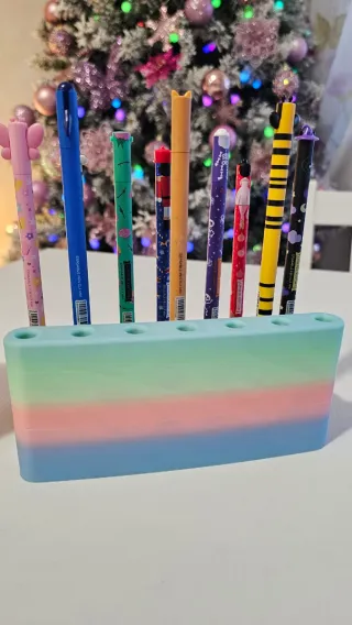 Set portapenne Legami: barattolo + espositore