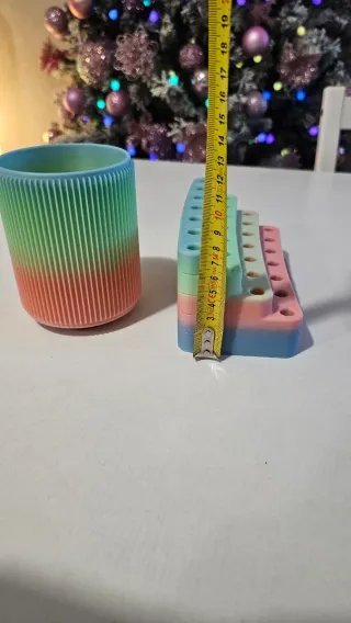 Set portapenne Legami: barattolo + espositore