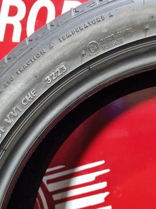 [R. 1965] - 235 45 18 98W NEUMÁTICOS BRIDGESTONE