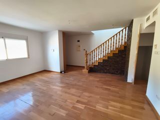 CASA PAREADA A REFORMAR CALA FINESTRAT