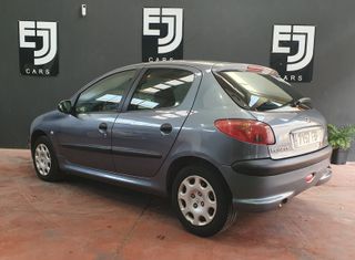 Peugeot 206 2006