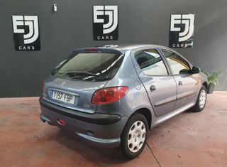 Peugeot 206 2006