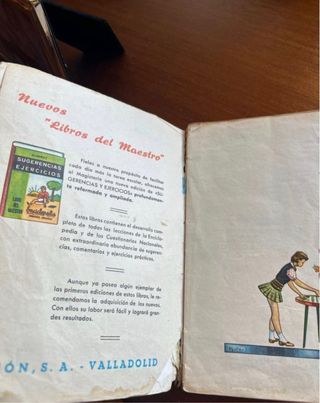 enciclopedia, intuitiva y libro de ciencias físico