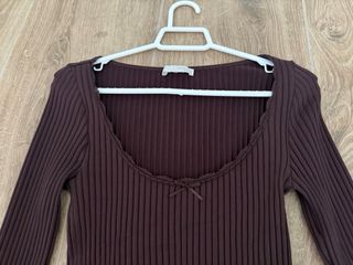 Camiseta marrón manga larga Zara