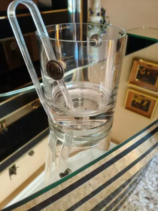 Cubitera de cristal con pinzas