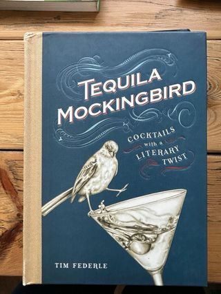 LIBROS VARIOS COCTELERÍA