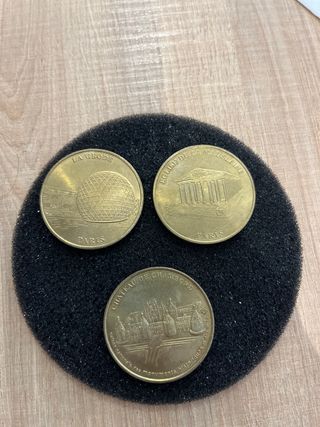 Monedas conmemorativas de París y Chambord