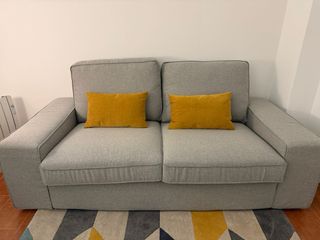Sofá IKEA KIVIK 2 plazas gris claro