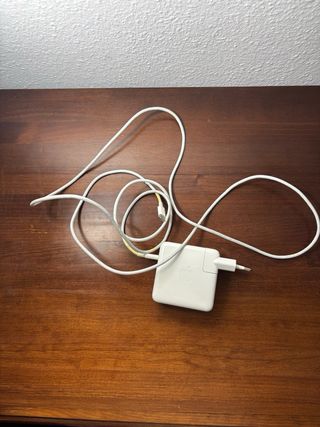 MacBook Pro 13 2016 8GB RAM i5