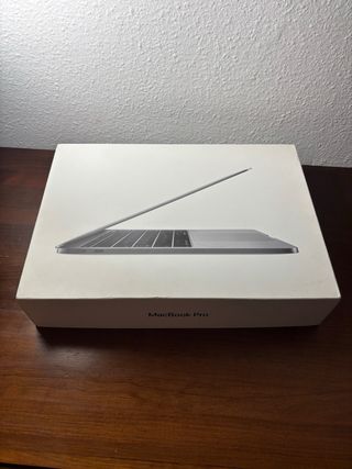MacBook Pro 13 2016 8GB RAM i5