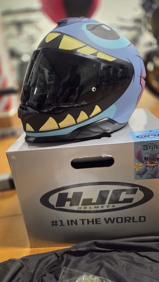 Casco de moto diseño Stitch HJC