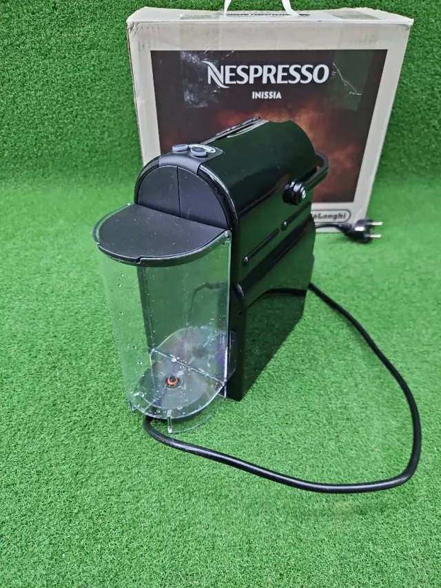 Cafeteira Nespresso Inissia DeLonghi Preta