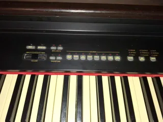 Piano Digital General Music RP10 + taburete