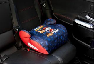 vendo alzador infantil de coche nuevo