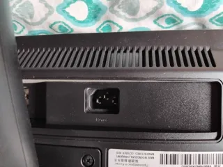 Pantalla Samsung SyncMaster B1940 Negra