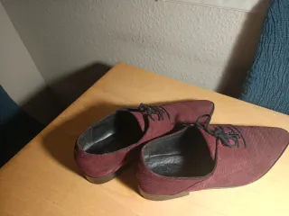 Zapatos de ante con cordones