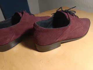 Zapatos de ante con cordones
