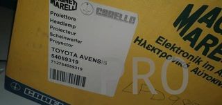 faro toyota avensis izquierdo nuevo