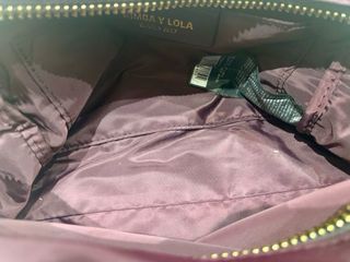 Bolso Bimba y Lola de color morado en buen estado
