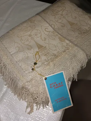 Copriletto Matrimoniale Beige/Oro