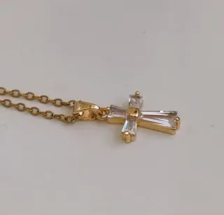 Collar cruz baño oro con circonitas