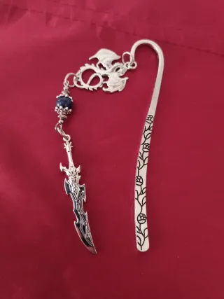 Marcapáginas Dragón y Espada Plateado