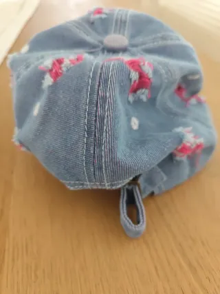 Berretto da donna usurato rosa e blu