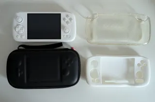 Console portatile Anbernic RG 406H Bianca