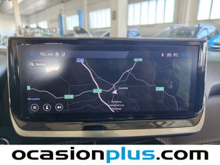 Peugeot 2008 Allure Hybrid eDCS6 107 kW (145 CV)