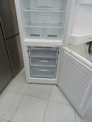 ♧Nevera marca bosch 185.m garantía + entrega♧