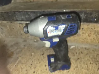 Taladro percutor Berner 18V