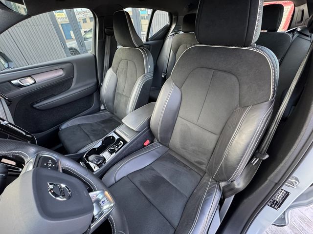 Volvo XC40 2.0 D3 AWD R-Design Auto