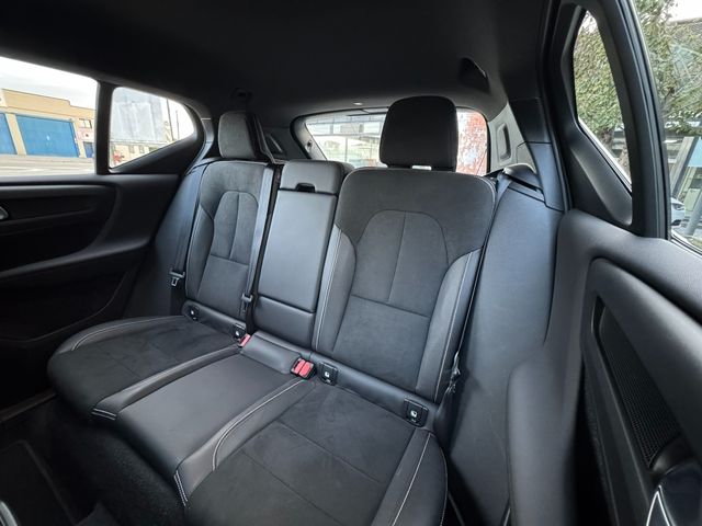 Volvo XC40 2.0 D3 AWD R-Design Auto