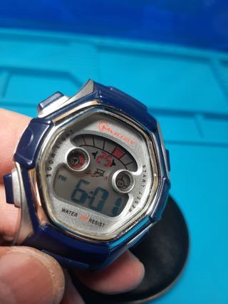 Reloj Digital MURAY Azul y Plateado