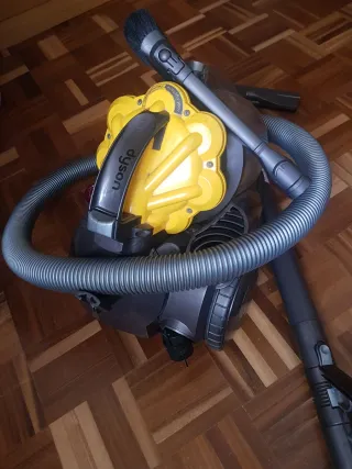 Aspiradora Dyson DC29