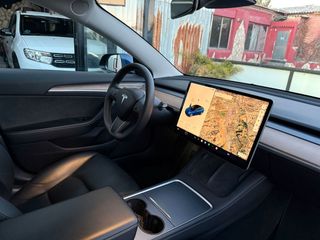 TESLA Model 3 Performance 4WD