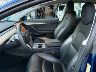 TESLA Model 3 Performance 4WD