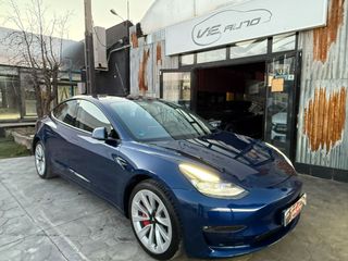 TESLA Model 3 Performance 4WD