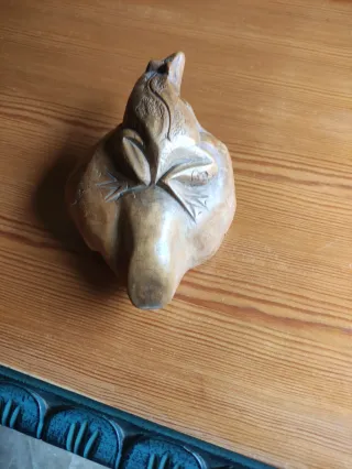 Figura rana artesanal vintage