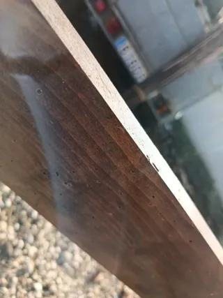 Mesa de madera antigua