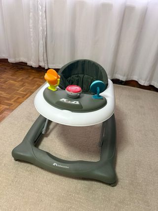 Andador bebé casi nuevo