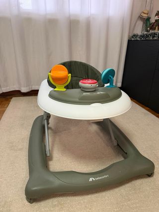 Andador bebé casi nuevo
